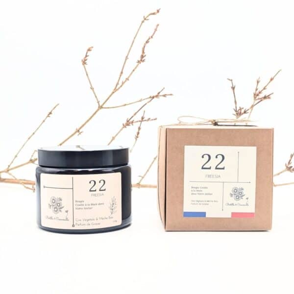 Bougie Parfumée Freesia 22 - Grande 470 Gr