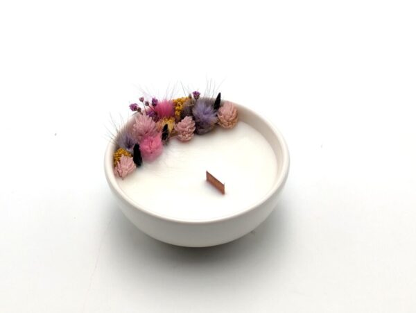 Mini bougie fleurs séchées violette.