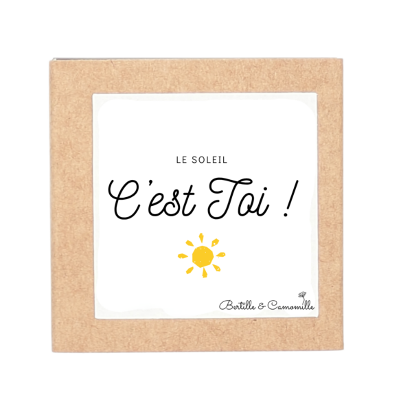 Un mot doux le plâtre parfumé Le soleil c'est toi